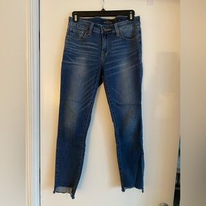 Lucky Brand blue straight leg mid rise jeans, size 27